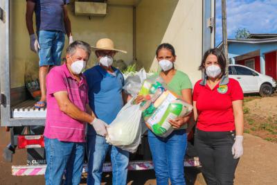 Ceagro e Fundação Banco do Brasil doam mais de 15 toneladas de alimentos em Laranjeiras do Sul 